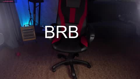 Maevee online show from 12.08.24