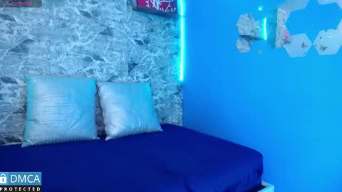 maevekuro online show from 03.04.25