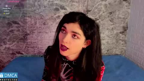 maevekuro online show from 12.16.25