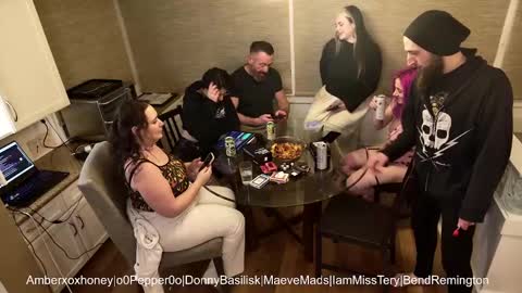 Snapshot of maevemads chatting on 02.04.25 Meaves online show from 02.04.25