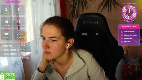 Snapshot of mag1c_eyes chatting on 09.30.25 mag1c_eyes online show from 09.30.25