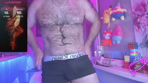 Snapshot of magabear chatting on 01.12.25 Magabear online show from 01.12.25