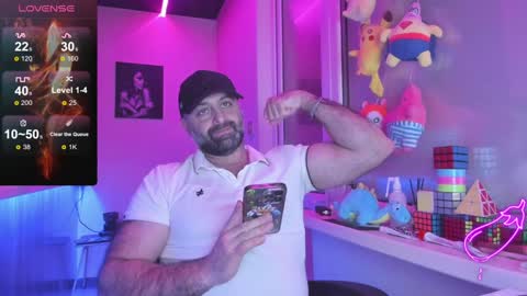 Snapshot of magabear chatting on 01.30.25 Magabear online show from 01.30.25