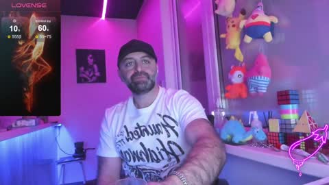 Snapshot of magabear chatting on 02.02.25 Magabear online show from 02.02.25