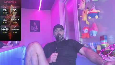 Snapshot of magabear chatting on 02.06.25 Magabear online show from 02.06.25