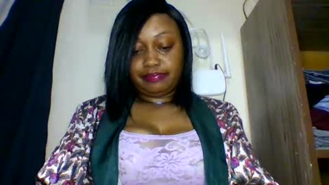 Snapshot of magdalinemus chatting on 07.19.26 magdalinemus online show from 07.19.26