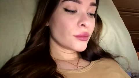 magggg658318 online show from 09.25.25