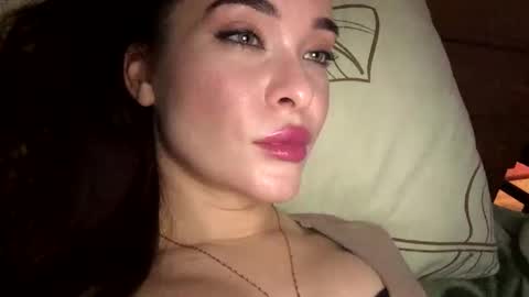 magggg658318 online show from 10.29.25