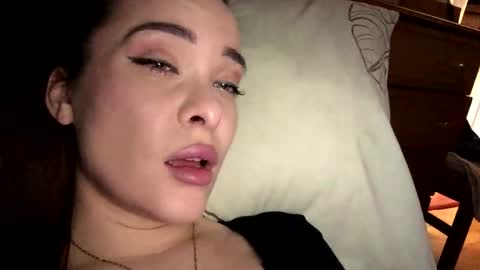 magggg658318 online show from 01.16.26