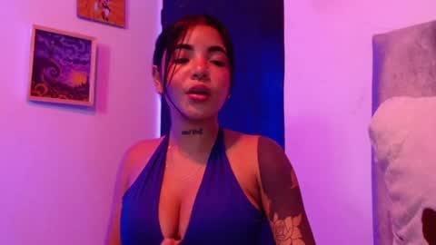 Snapshot of maggie_love77 chatting on 05.15.26 maggie online show from 05.15.26