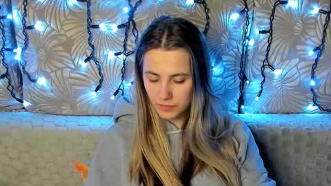 Maggie online show from 02.12.26