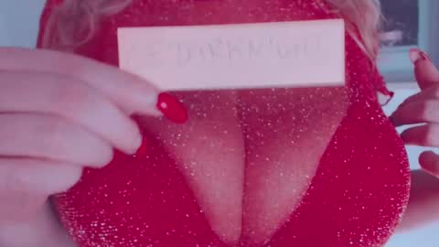 Maggie   online show from 02.26.25