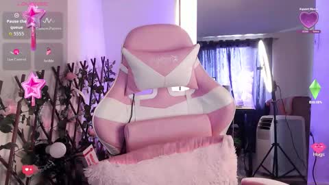 Luna  online show from 10.19.25