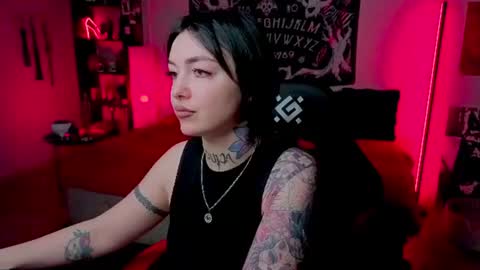 Snapshot of magic_alie chatting on 06.21.26 Magic Allie online show from 06.21.26