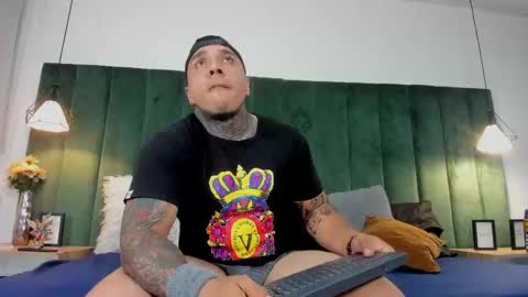 Snapshot of magic_clayton chatting on 10.02.25 Magic online show from 10.02.25