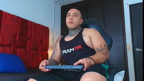 Snapshot of magic_clayton chatting on 10.19.25 Magic online show from 10.19.25