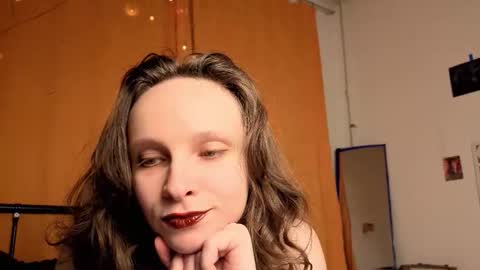 Snapshot of magic_mini_moon chatting on 12.14.25 Mikky or Moon online show from 12.14.25