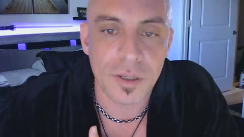 magicmike1110 online show from 11.28.25