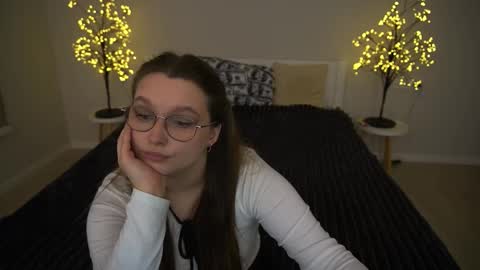 Emily online show from 11.23.25