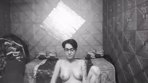 TsKaycee online show from 12.16.24