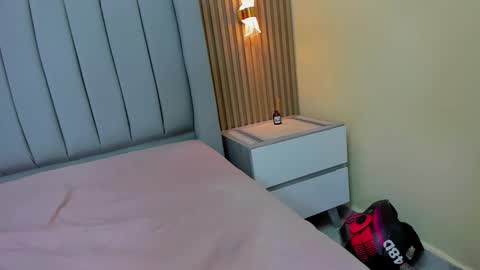 magievans1 online show from 02.14.25