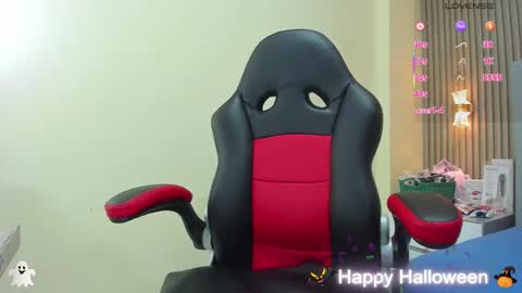 magievans1 online show from 10.30.25