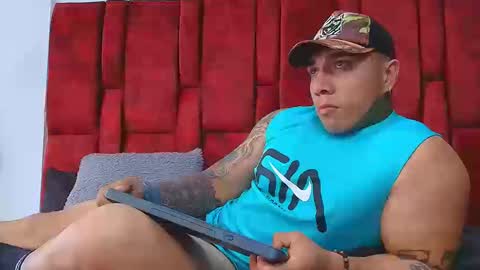 Snapshot of magiic_98 chatting on 09.19.25 M A G I C online show from 09.19.25