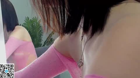 Snapshot of magnetic_maya chatting on 01.13.26 Ronnie online show from 01.13.26