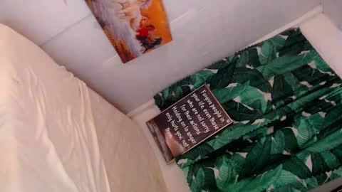 Mocah online show from 01.23.25