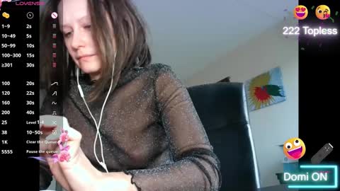 Snapshot of magnitaaa chatting on 02.04.25 magnitaaa online show from 02.04.25