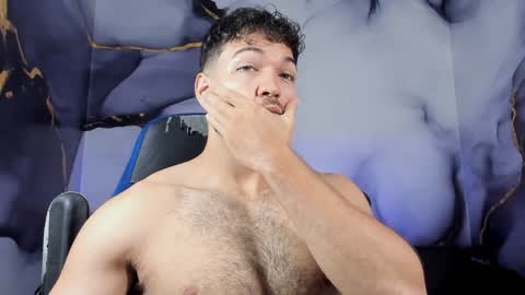 Snapshot of magnus_77 chatting on 01.22.25 PRINCE online show from 01.22.25