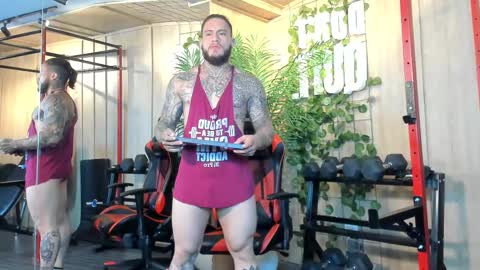 Snapshot of magnus_dahl chatting on 02.14.25 MAGNUS DAHL online show from 02.14.25