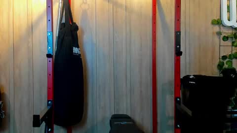 Snapshot of magnus_dahl chatting on 02.21.25 MAGNUS DAHL online show from 02.21.25