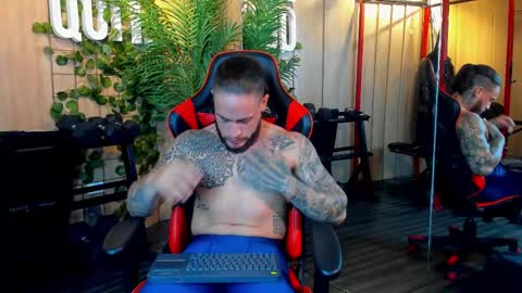 Snapshot of magnus_dahl chatting on 02.21.25 MAGNUS DAHL online show from 02.21.25