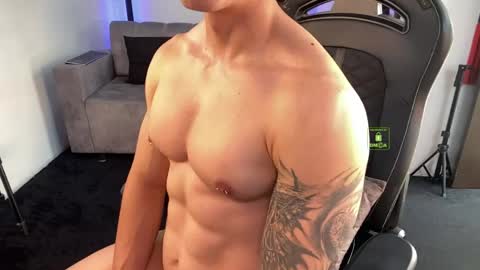 Snapshot of magnus_savage chatting on 05.21.26 If you want me to use the Lovense please let me know -- online show from 05.21.26
