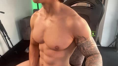 Snapshot of magnus_savage chatting on 05.27.26 If you want me to use the Lovense please let me know -- online show from 05.27.26
