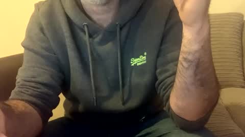 Daddy Bear online show from 01.07.25