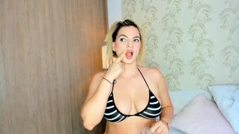 Snapshot of mahia_montenegr chatting on 05.11.26 Mahia online show from 05.11.26