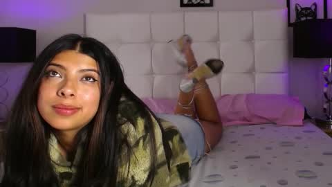 Maia Reficco online show from 10.24.25