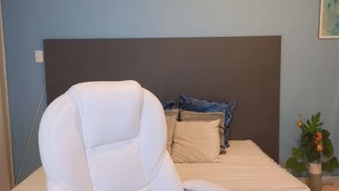 Snapshot of maiaa_ruiz chatting on 01.07.25 Maiaa Ruiz online show from 01.07.25