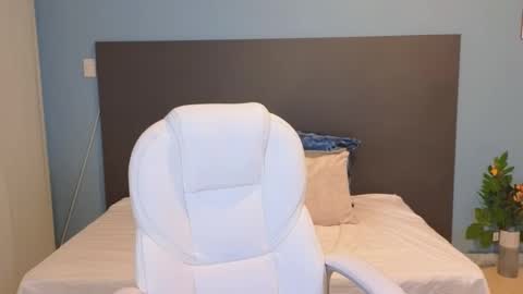 Snapshot of maiaa_ruiz chatting on 01.10.25 Maiaa Ruiz online show from 01.10.25