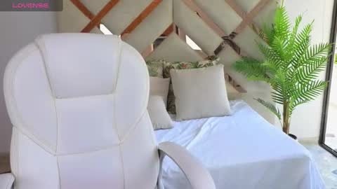 Snapshot of maiaa_ruiz chatting on 03.08.25 Maiaa Ruiz online show from 03.08.25