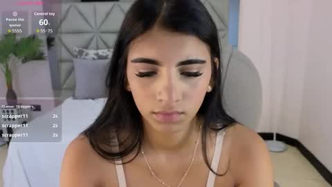 Snapshot of maiaa_ruiz chatting on 11.22.25 Maiaa Ruiz online show from 11.22.25