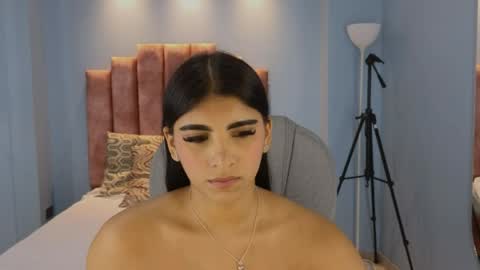 Snapshot of maiaa_ruiz chatting on 05.05.26 Maiaa Ruiz online show from 05.05.26