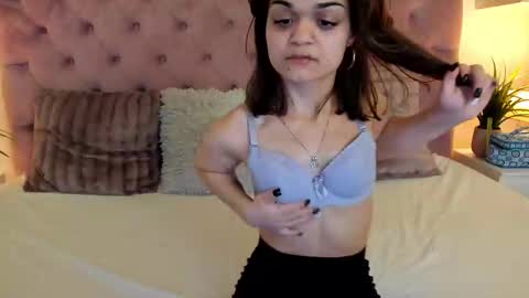 Snapshot of maiamini chatting on 02.18.25 Maia online show from 02.18.25
