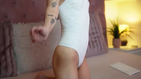  Maia  online show from 03.20.26