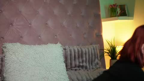  Maia  online show from 04.13.26