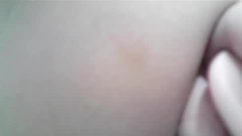 Snapshot of maiarosse_ chatting on 02.10.25 MaiaRosse online show from 02.10.25