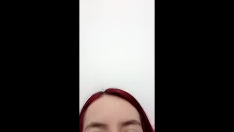 Snapshot of maiarosse_ chatting on 02.23.25 MaiaRosse online show from 02.23.25