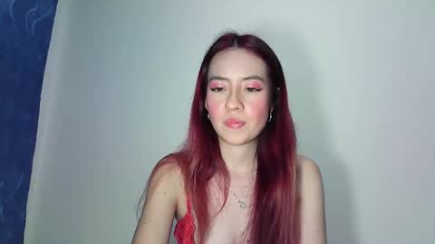 Snapshot of maiarosse_ chatting on 09.28.25 MaiaRosse online show from 09.28.25